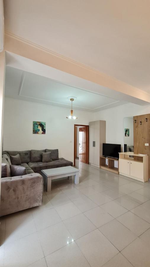 Heming-Way Hotel Durrës Zewnętrze zdjęcie