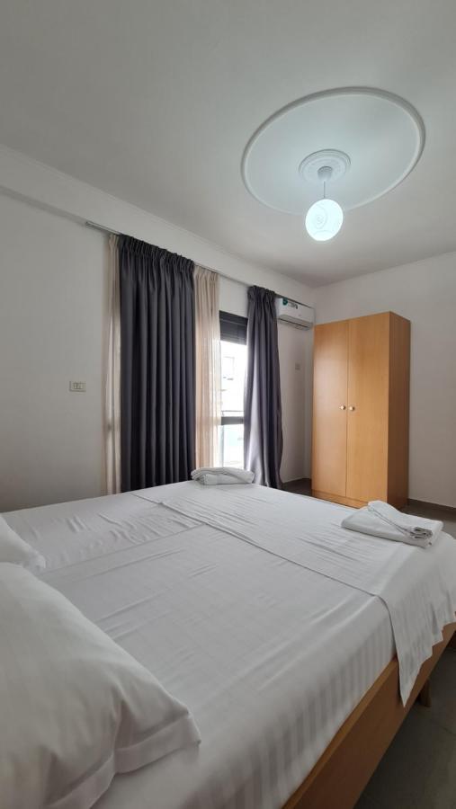 Heming-Way Hotel Durrës Zewnętrze zdjęcie